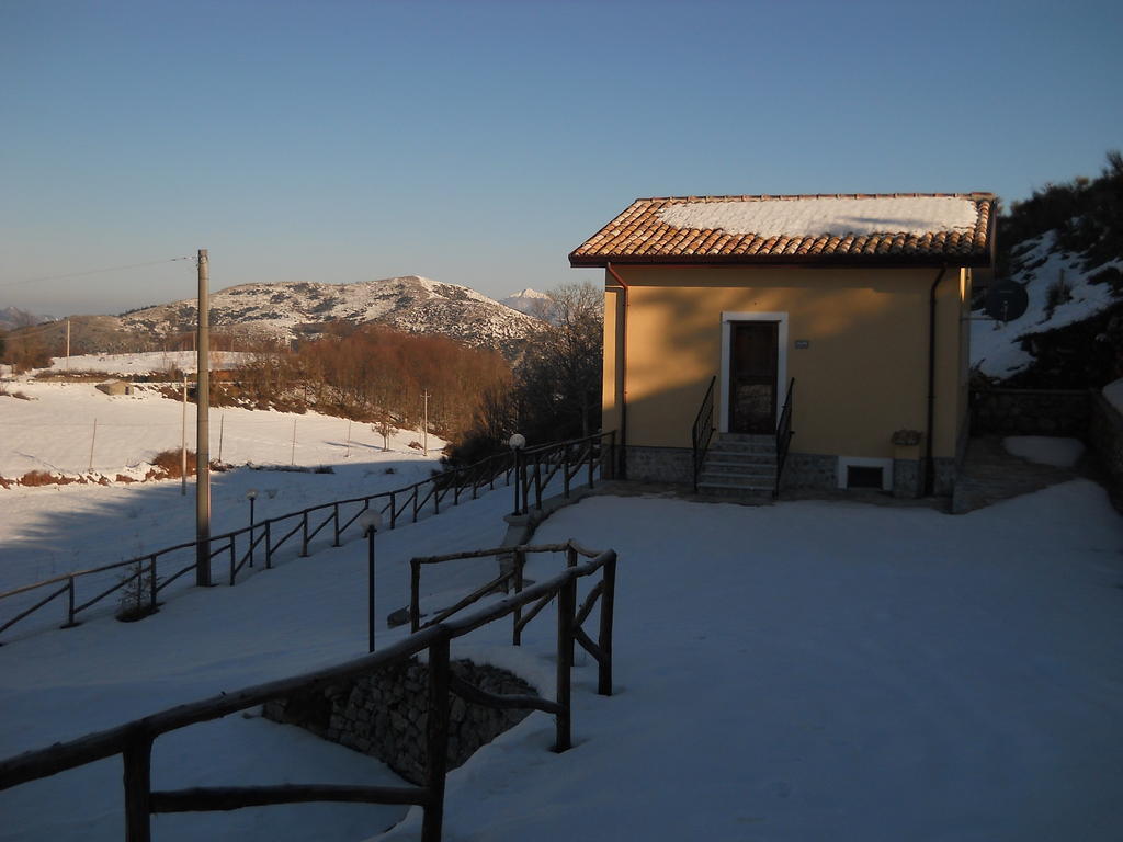 Azienda Agrituristica La Casetta Del Pollino Морманно Экстерьер фото